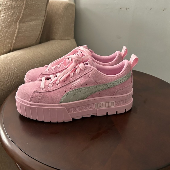 Dua Lipa Collaboration Special Edition Pink Pumas Size 8.5 - Picture 4 of 11